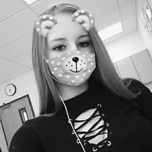 Meet your Posher, Caeren